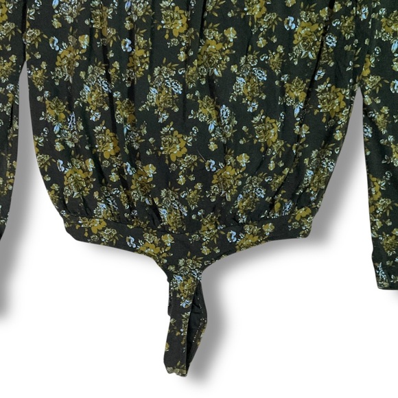 Intimately Free People Bodysuit Sz M Thong Deep V Crossover Floral Black - Picture 9 of 10